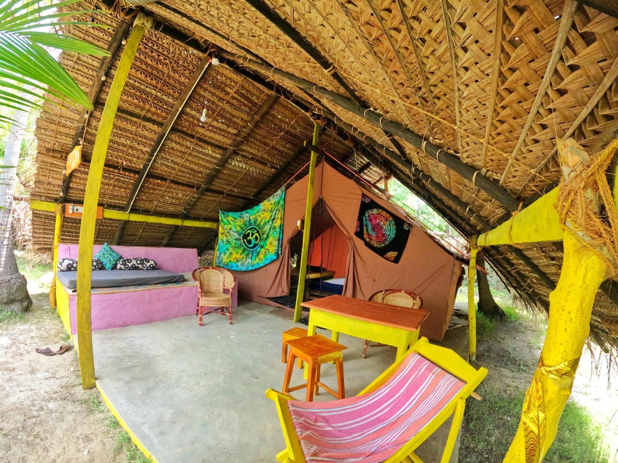 Delft Village Stay Delft East Экстерьер фото